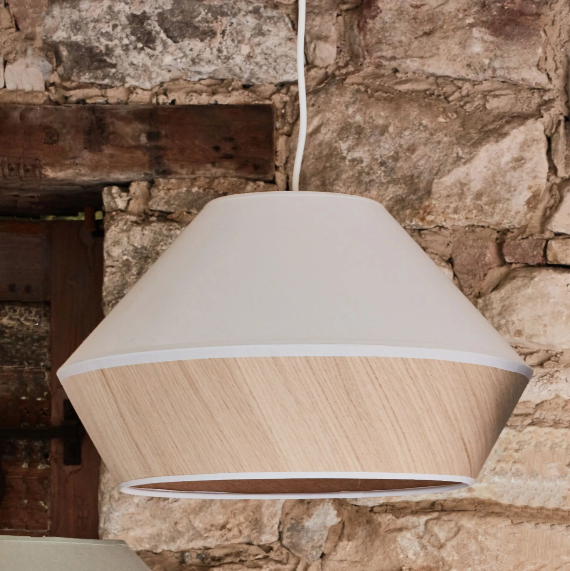 Abat-jour en chêne et tissu D40cm - blanc