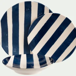 Assiette à dessert à rayures en faïence D22cm - bleu marine