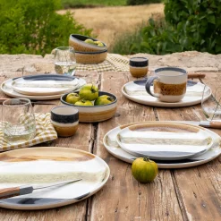 Assiette à dessert en grès peint D22,5cm - marron