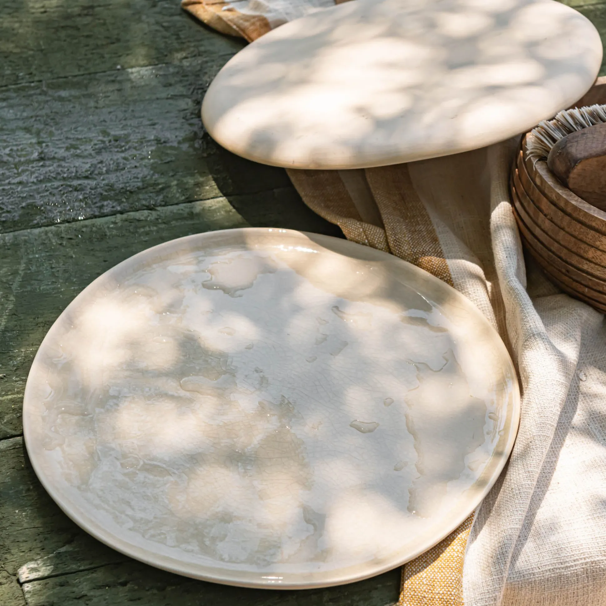 Assiette plate à bord haut en grès D27cm - blanc ventoux