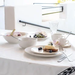 Assiette plate en porcelaine avec liseré doré D26,8cm - blanc