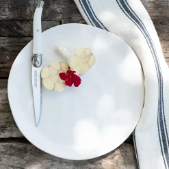 Assiette plate ondulée en faïence D26cm - blanc ventoux