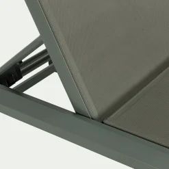 Bain de soleil en métal et toile - vert cèdre