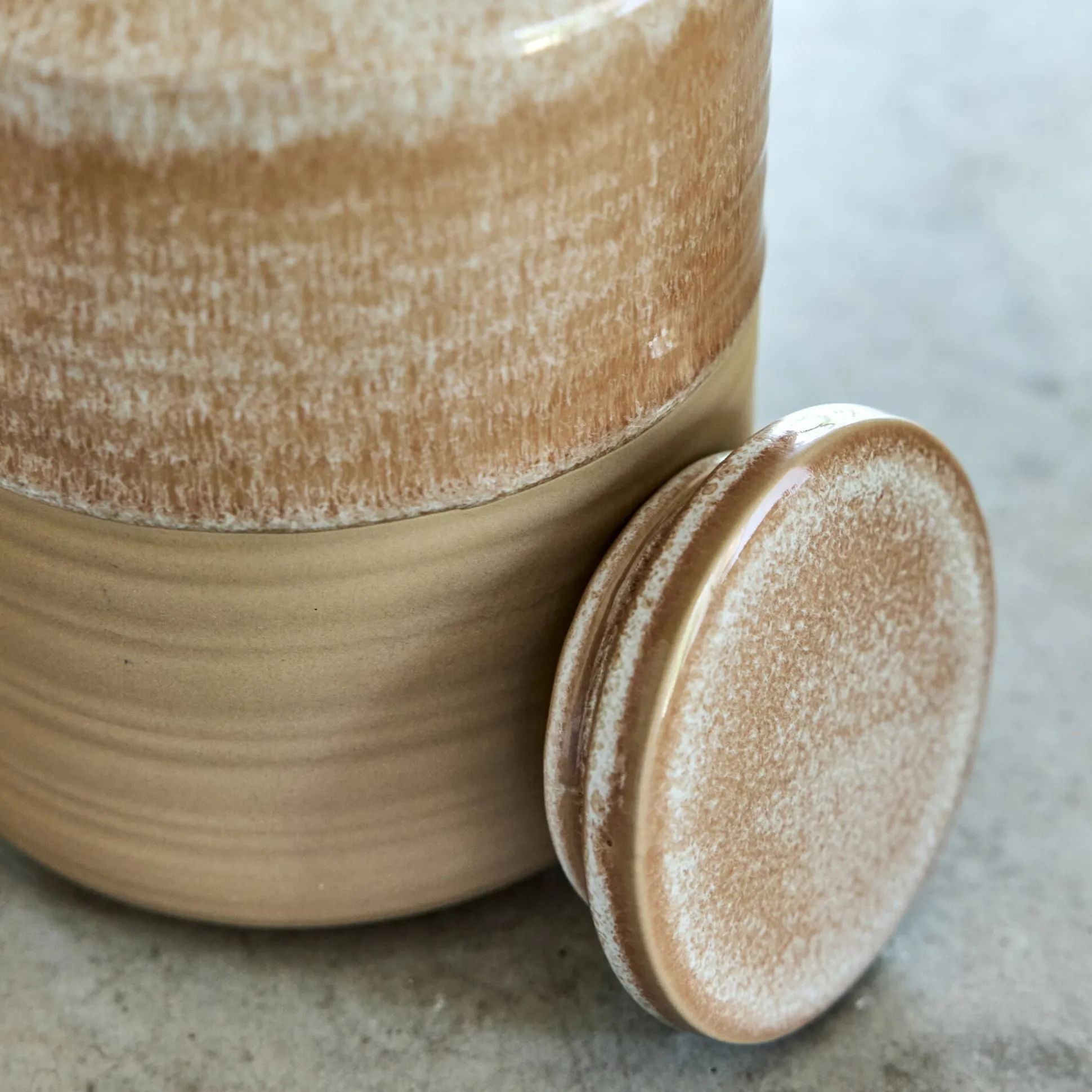 Bocal avec couvercle 1L en grès - beige