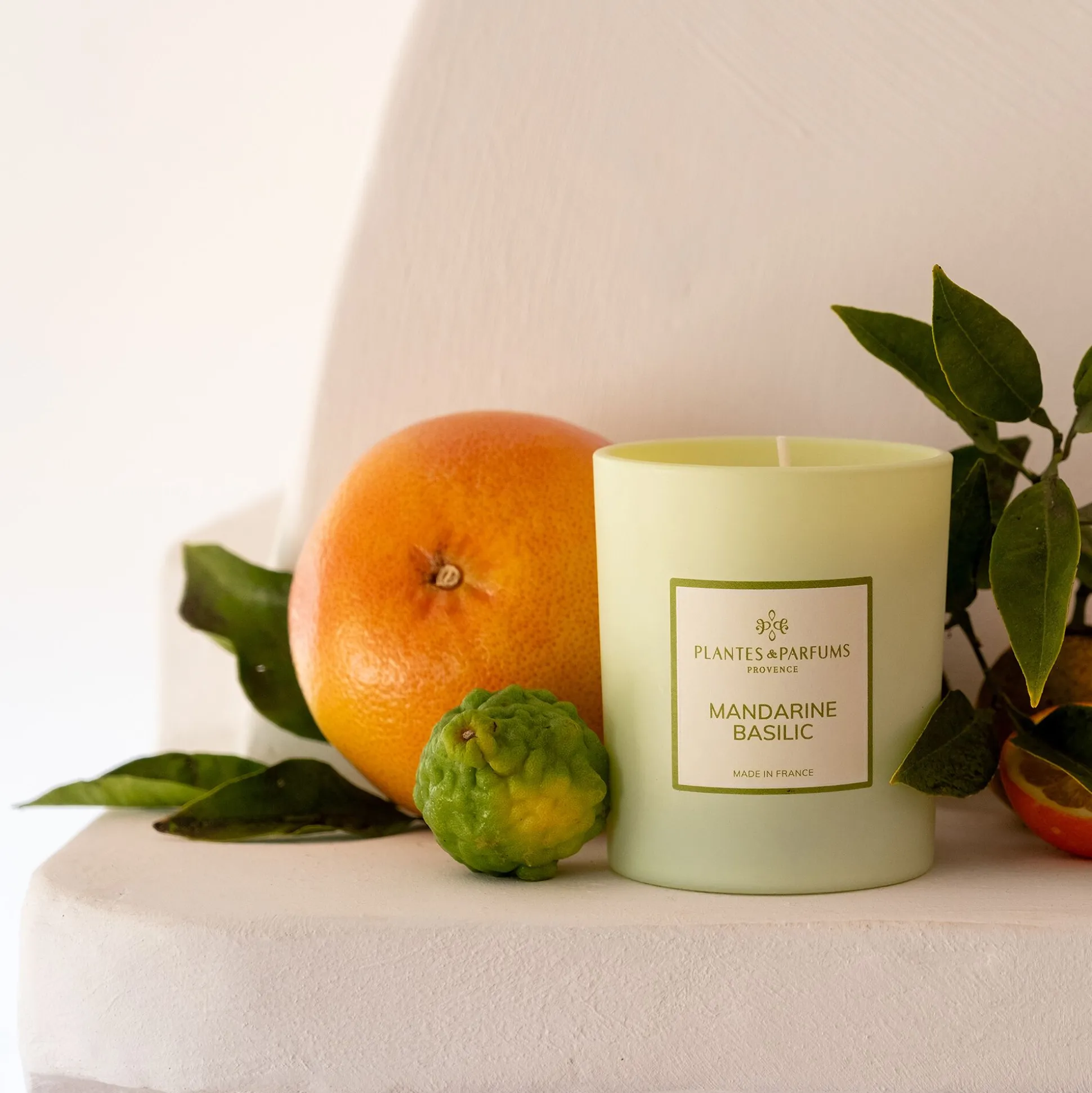 Bougie parfumée senteur mandarine et basilic 180g