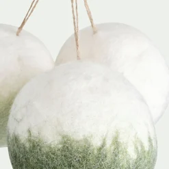 Boule de Noël en laine D9cm (couleur aléatoire)