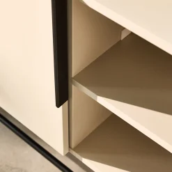 Buffet bas 4 portes en bois - beige