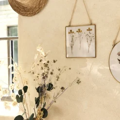 Cadre décoratif avec fleurs séchées 20x20cm - doré