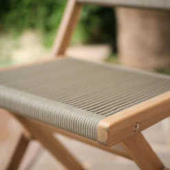 Chaise de jardin pliante en acacia et corde - bois clair