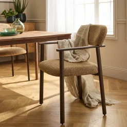 Chaise de repas avec accoudoirs en tissu et acier - brun châtaignier
