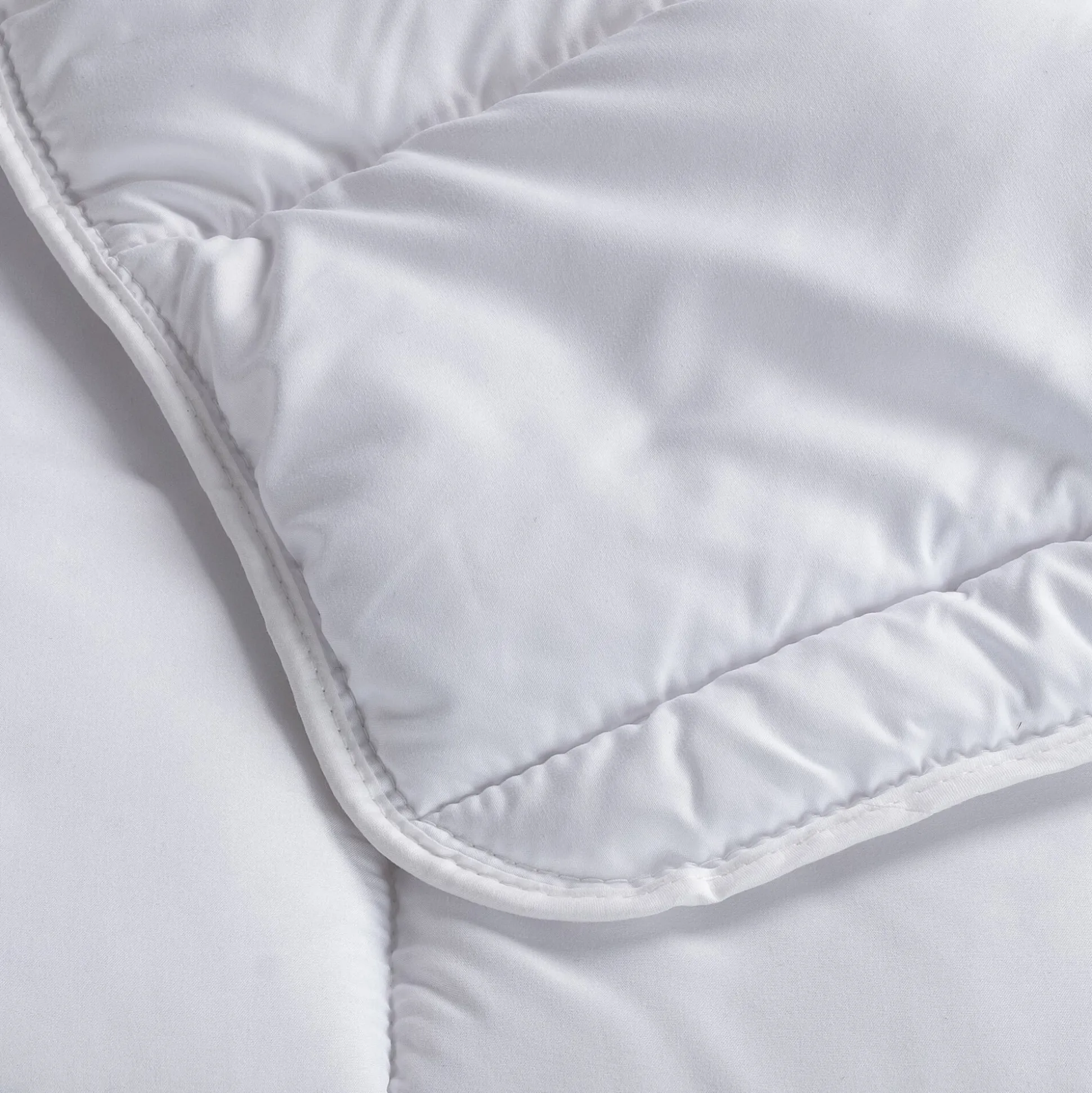 Couette légère fibres recyclées - 200x200cm