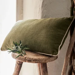 Coussin avec passepoil en lin et coton 30x50cm - vert tamegroute