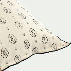 Coussin en coton motif amande finition point bourdon noir 45x45cm - vert