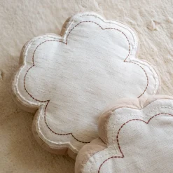 Coussin forme trèfle 35x35cm - beige