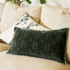 Coussin frangé en velours 30x50cm - vert cèdre