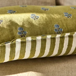 Coussin motif dépareillé en lin et coton 30x50cm - vert