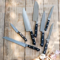 Couteau de cuisine forgé avec lame 17cm en métal