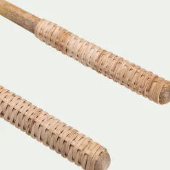 Couverts à salade en bois de manguier et manche en rotin