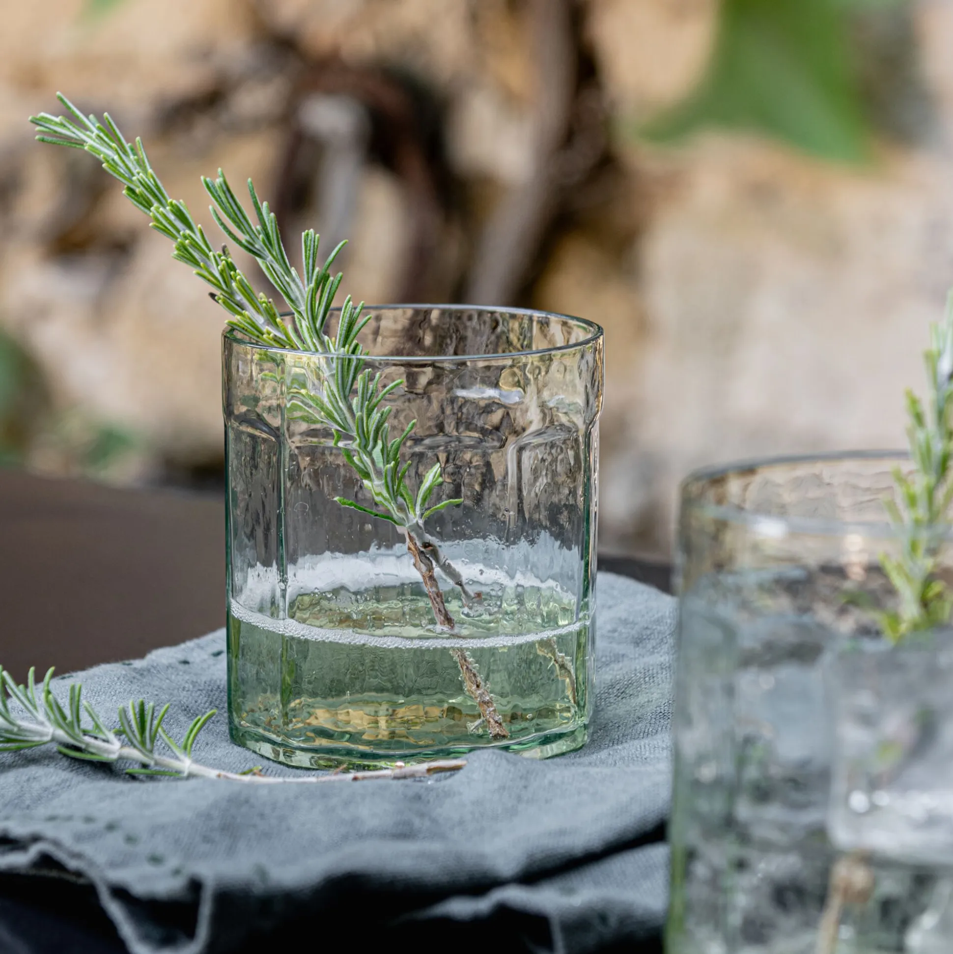 Gobelet texturé en verre 34cl - transparent