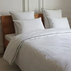 Housse de couette en percale de coton 260x240cm liseré tressé bleu calabrun - blanc