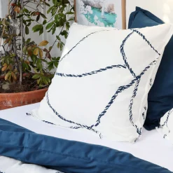 Housse de couette 260x240cm et 2 taies d'oreiller 63x63cm en coton flammé lavé - blanc