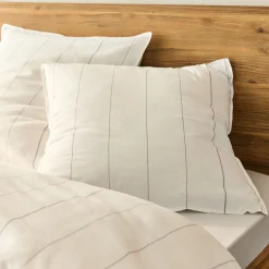 Housse de couette 240x220cm et 2 taies d'oreiller 65x65cm en flanelle de coton à rayures - blanc