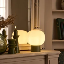 Lampe à poser électrifiée en verre et en fer - vert