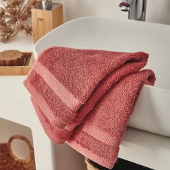 Lot de 2 serviettes invités en coton peigné - rouge ricin 30x50cm