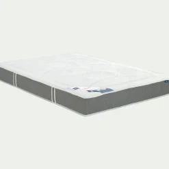 Matelas Bultex en mousse accueil équilibré soutien ferme 140x190cm