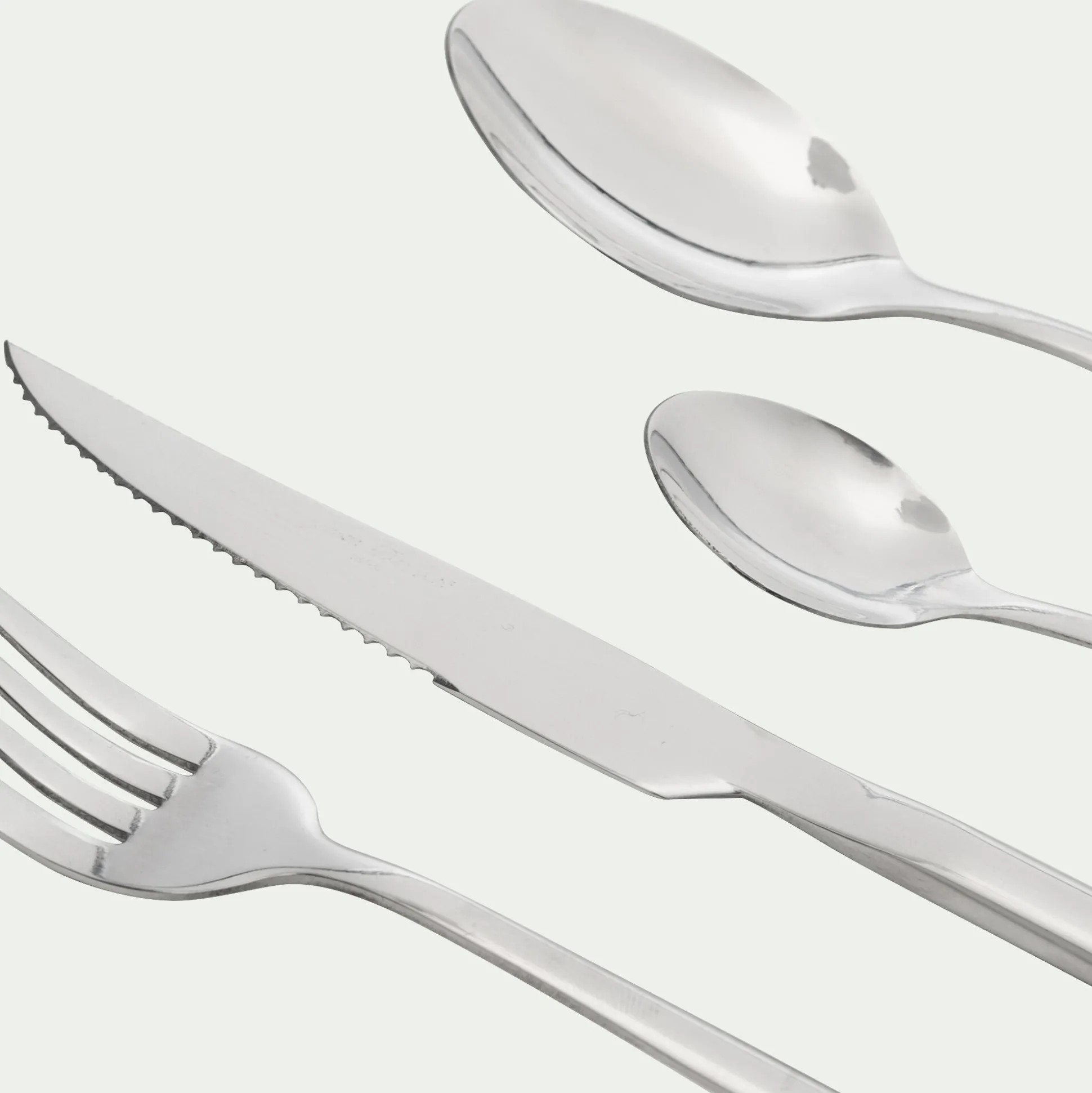 Ménagère 24 pièces en acier inoxydable poli - gris argenté