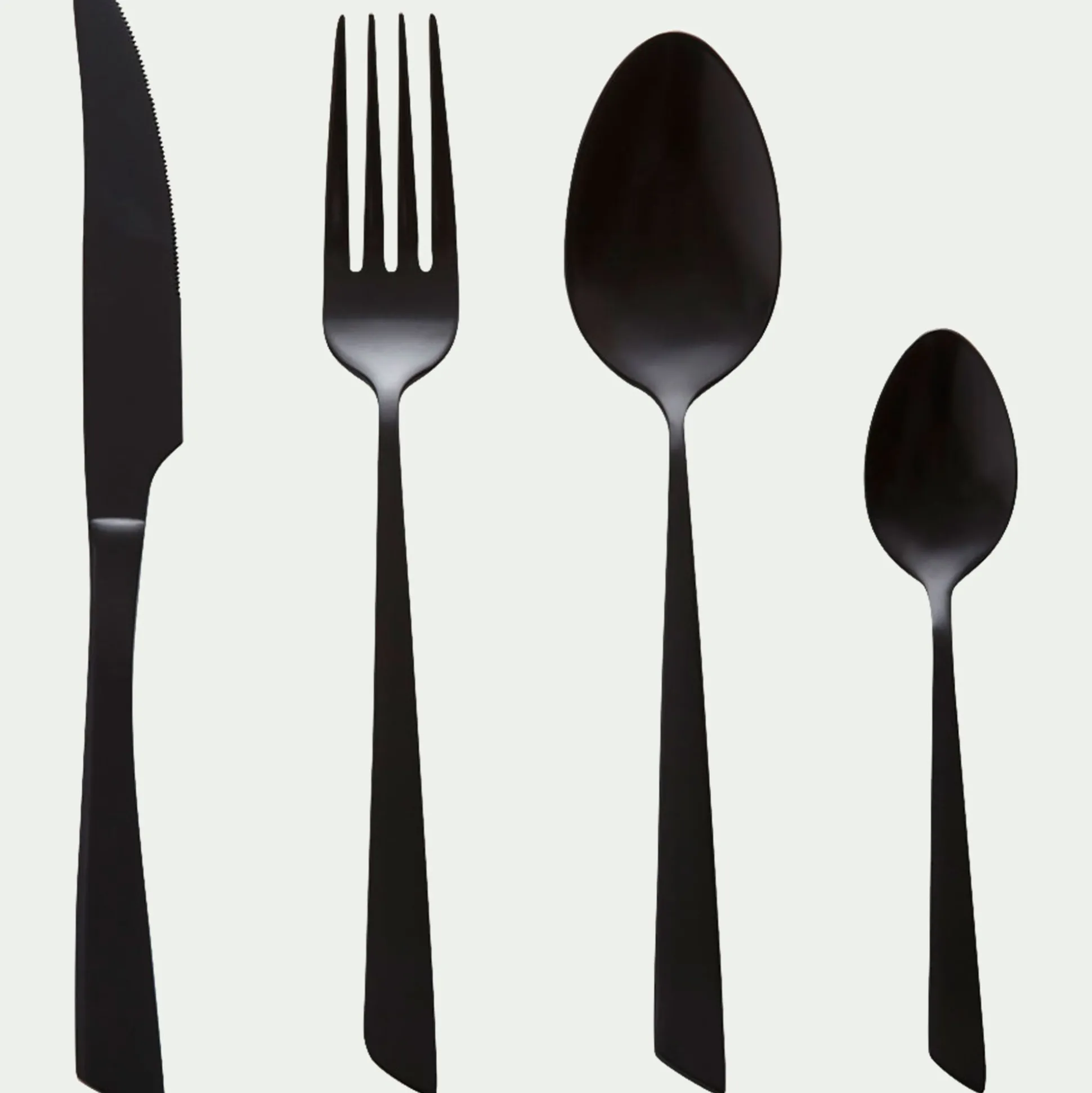 Ménagère 16 pièces noire