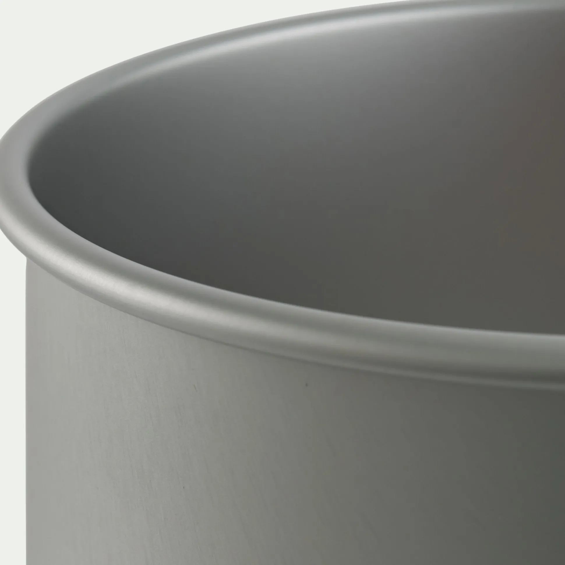 Moule à gâteau rond en aluminium D23xH10,2cm - argenté