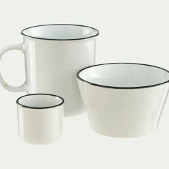 Mug en grès avec liseré noir 68cl - blanc