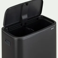 Poubelle de tri Brabantia de cuisine en acier et plastiques recyclés - noir mat 2x30L