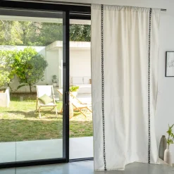 Rideau passe-tringle en coton motif Kissos 140x250cm - blanc