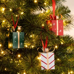 Suspension de Noël cadeau H8,5cm (modèle aléatoire)