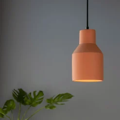 Suspension électrifiée E27 en ciment H25,5cm - rose argile