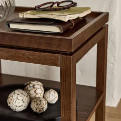 Table de chevet en chêne L45xl35xH45cm - bois foncé