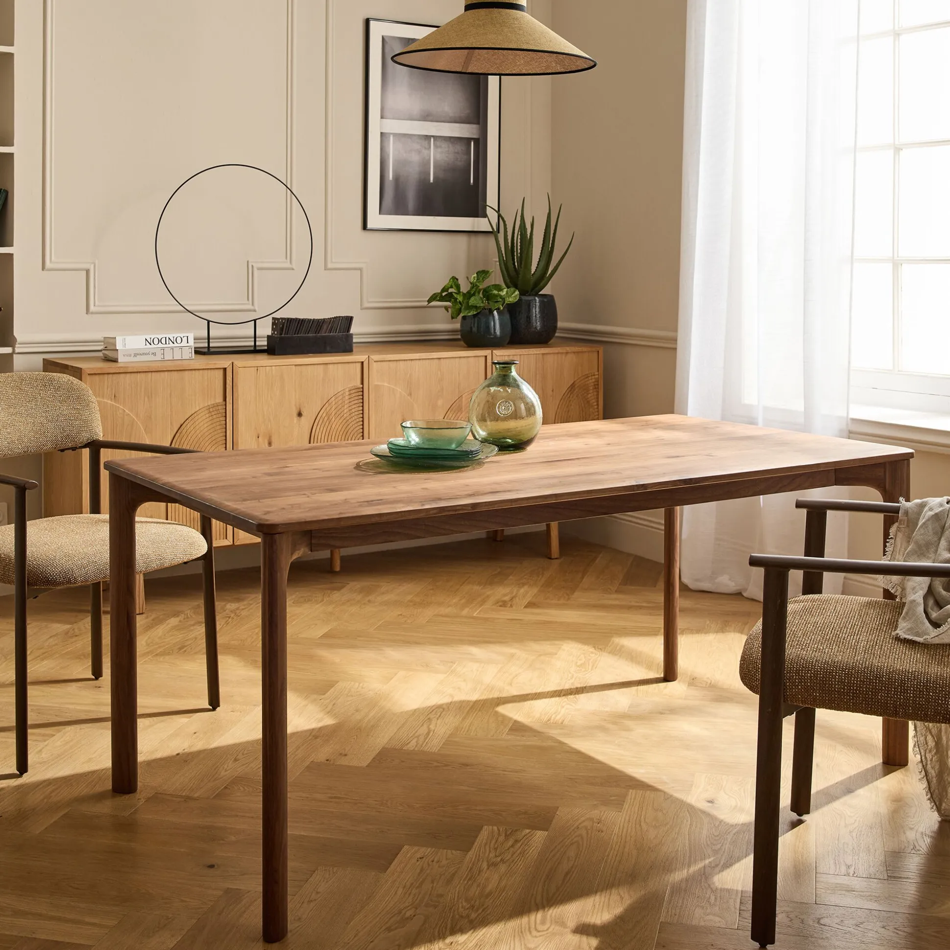 Table de repas fixe en noyer massif - bois foncé (6 places)