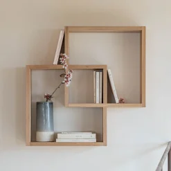 Étagère cube murale en chêne - bois clair L56cm