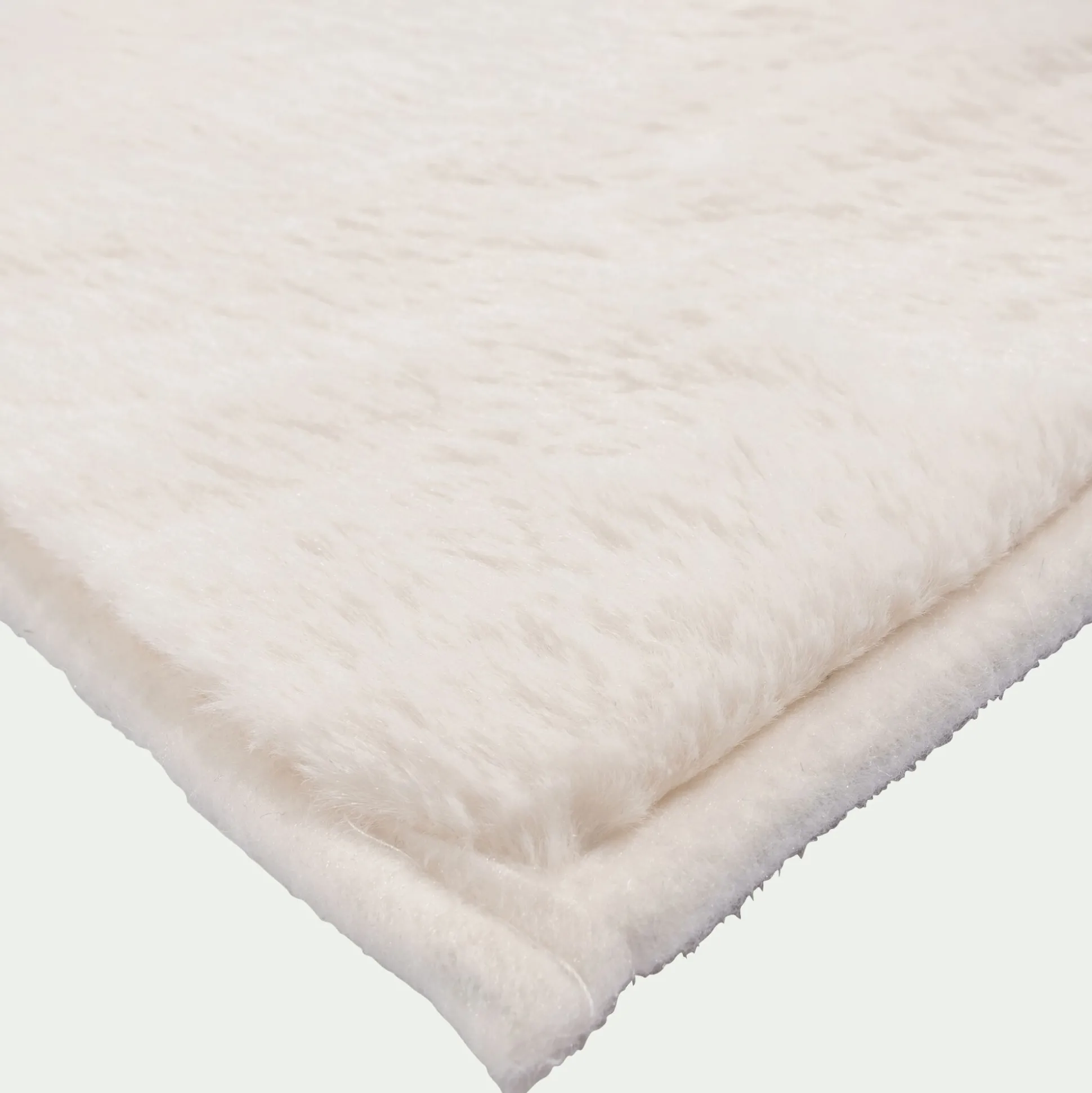 Tapis imitation fourrure - blanc ventoux 150x200cm