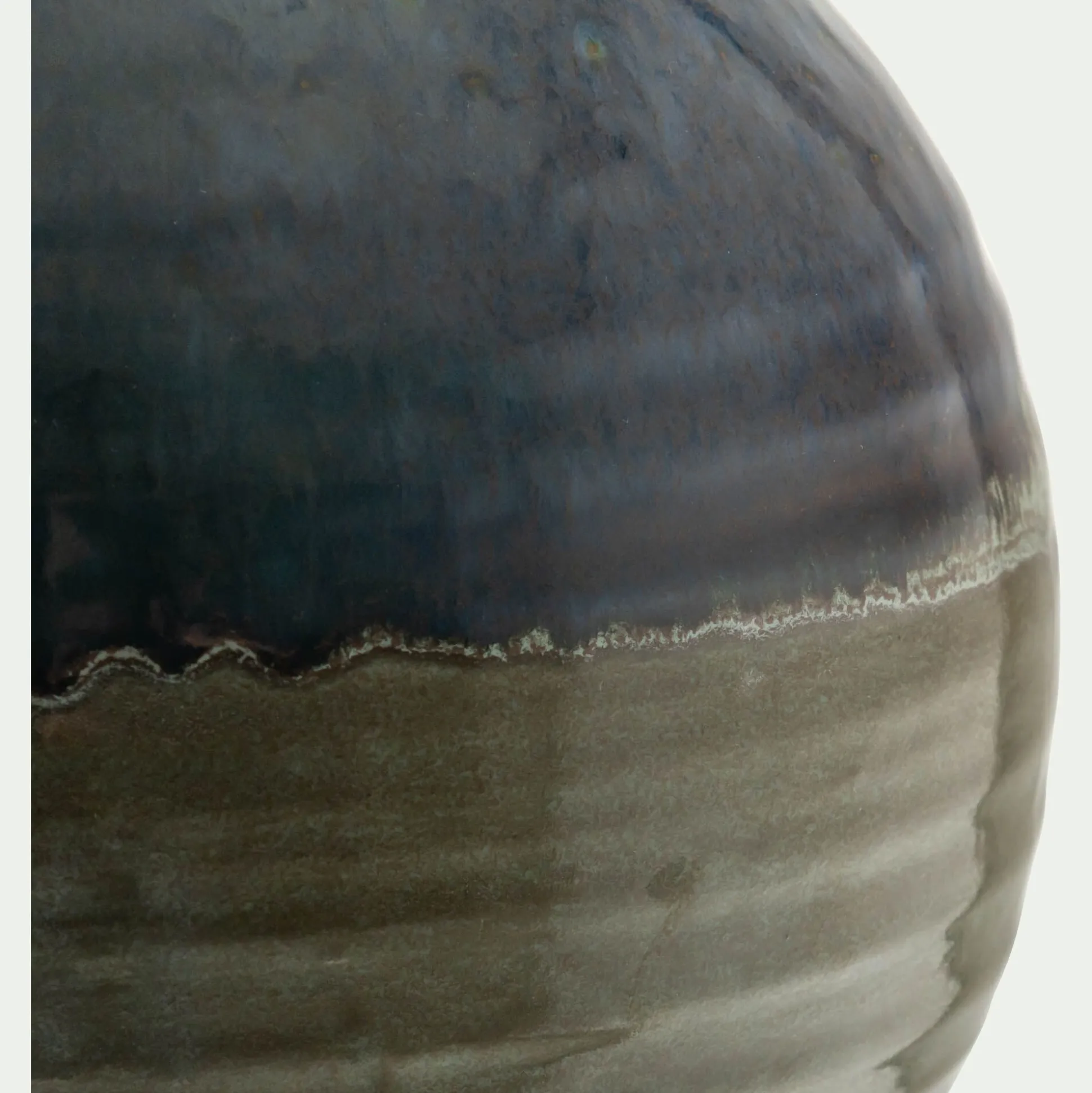 Vase boule en faïence bicolore H17,5cm - vert