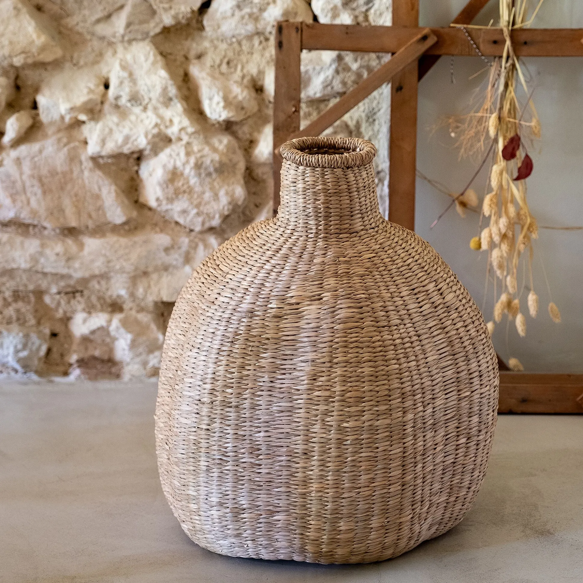 Vase boule en herbes marines tressées H46cm - naturel