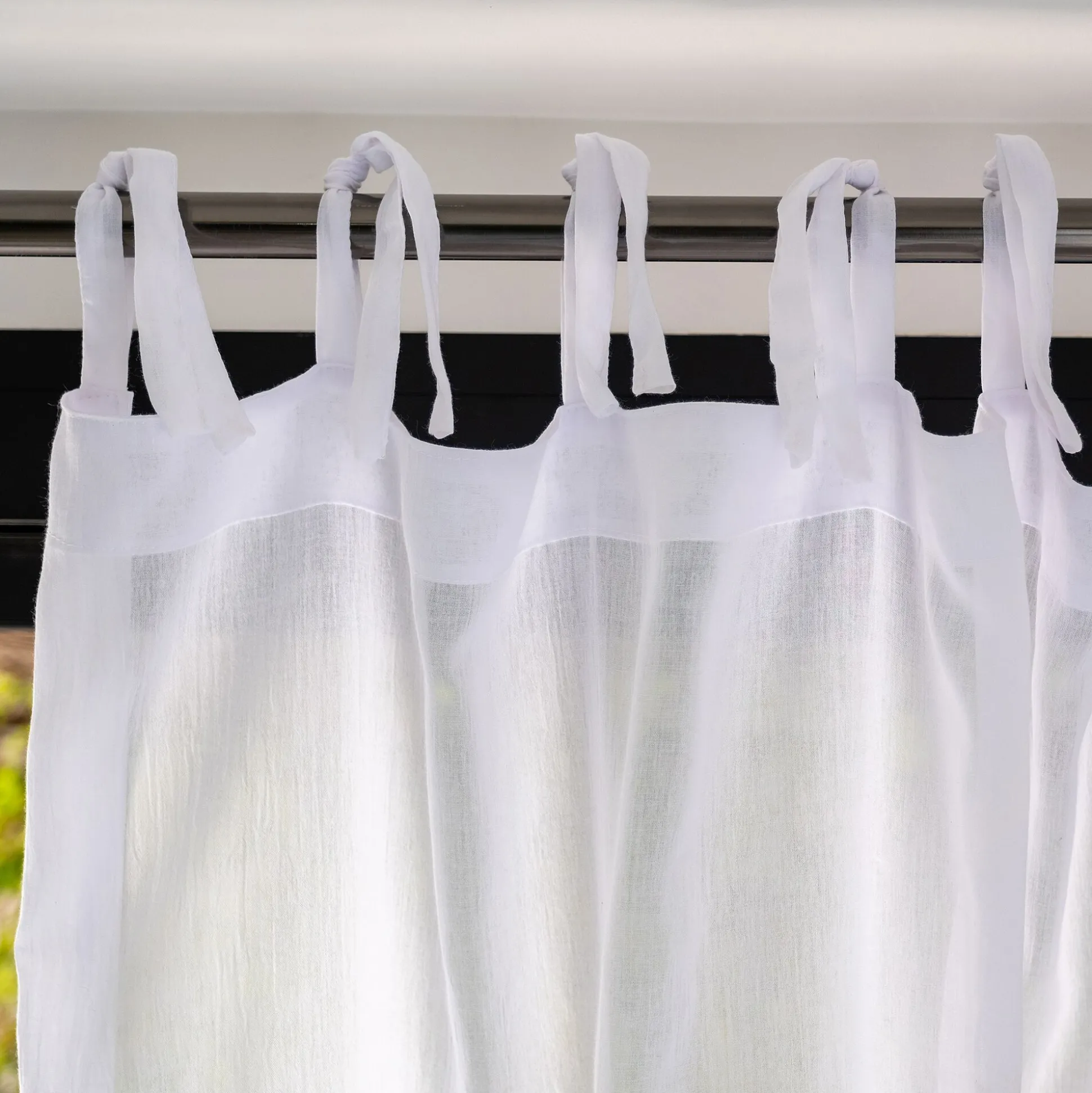 Voilage à nouettes en polyester et coton 130x250cm - blanc