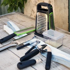 Zesteur canneleur en inox - noir